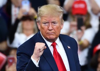 XRP Jumps 40%, SOL 70% as President Trump Confirms “Crypto Strategic Reserve”