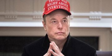 Elon Musk sells Twitter to xAI