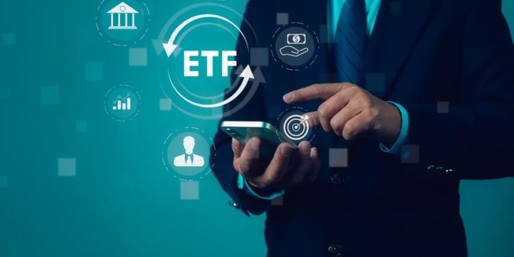 China’s Market Rebound: Is The NPC Meeting A Turning Point For Investors? – iShares China Large-Cap ETF (ARCA:FXI), KraneShares Trust KraneShares CSI China Internet ETF (ARCA:KWEB)