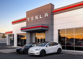 Elon Musk’s Tesla At Risk Of Being Removed From EV Incentive Program In UK After Canada – Tesla (NASDAQ:TSLA)