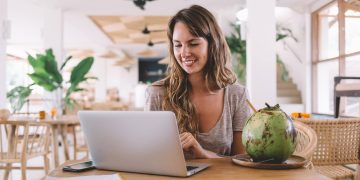 How To Decide What Business To Start in 8 Simple Steps