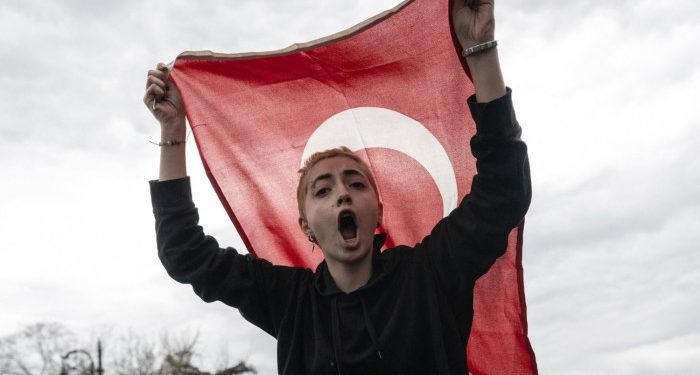 Turkey spends record $12bn defending lira after Erdoğan rival’s arrest