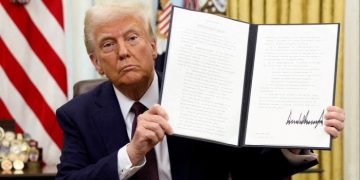 FirstFT: Trump and crypto