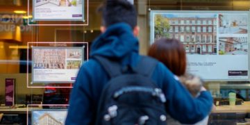 Share of UK lending to first-time buyers reaches record high