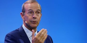 US energy groups call on Donald Trump to take steadier approach on policy