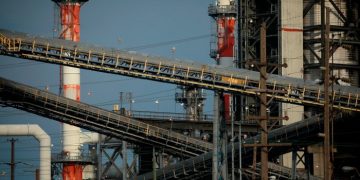 BP to hire two more directors as it pivots back to oil and gas