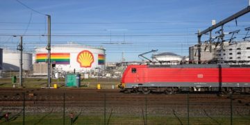 Shell proves it’s the best of a not-so-slick bunch