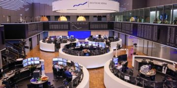 Europe needs ‘big bang moment’ to boost investment, says Deutsche Börse chief