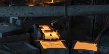 Copper price hits $10,000 on US tariff fears