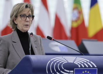 EU revives capital markets union plan to unlock trillions in savings