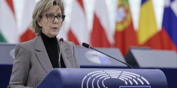 EU revives capital markets union plan to unlock trillions in savings