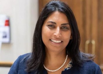 UK energy industry complains about 6pm Friday emails from regulator