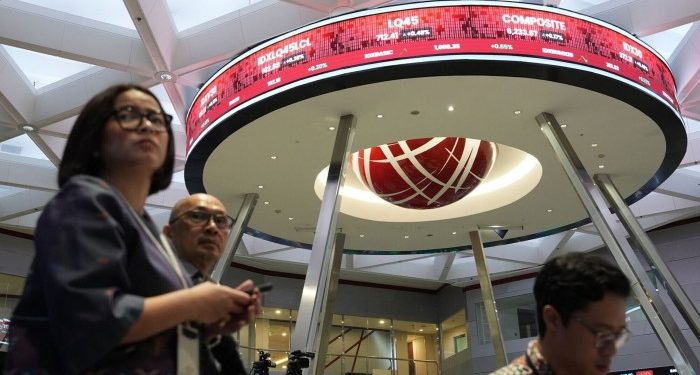 South-east Asian markets roiled as investors turn to China