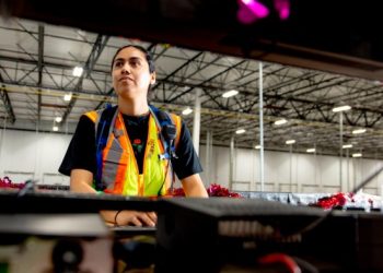 Tech explainer: Supply chains and logistics