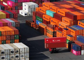 Trump said tariff revenue could replace income tax. What economists say