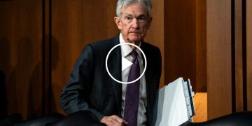 Fed Chair Says Trump Tariffs Could Worsen Inflation
