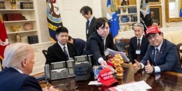 Japan economy minister Akazawa to visit the U.S. for tariff talks from April 30