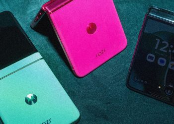 Motorola’s Latest Razr Phones Are All In on AI