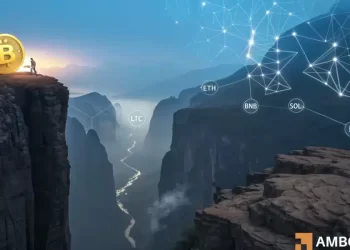 Bitcoin’s price consolidates, but altcoins drop: Breaking down how and why