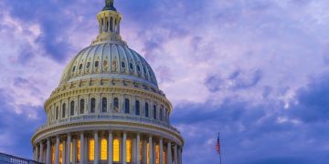 Justin Wolfers Says Simply ‘Absurd’ That Politicians Are Trading Stocks: ‘Time For Congress To Fix Itself’ – SPDR S&P 500 (ARCA:SPY)