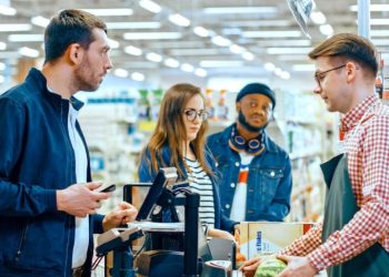 RFK Jr. Will Phase Out Artificial Food Dyes By End Of 2026: What It Means For Pepsi, Coca-Cola, General Mills – Coca-Cola (NYSE:KO)