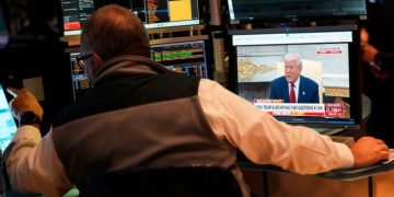 Japan stocks rebound after US says it would start tariff talks