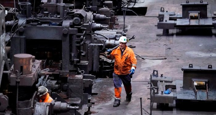 British Steel halts plan to axe 2,700 jobs