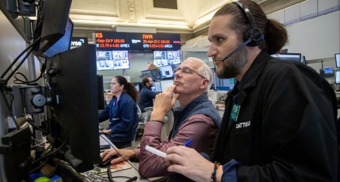 US stocks underperform rest of world by widest margin since 1993