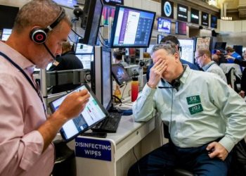 Investors lose $25bn in leveraged ETFs in sector’s biggest meltdown