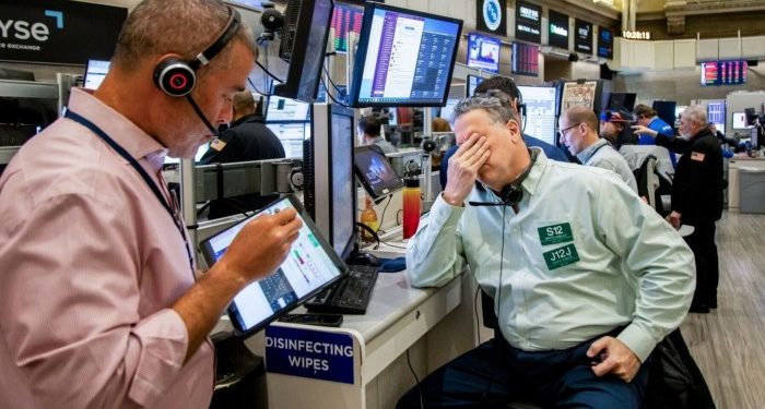 Investors lose $25bn in leveraged ETFs in sector’s biggest meltdown