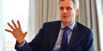 BP chair Helge Lund to step down