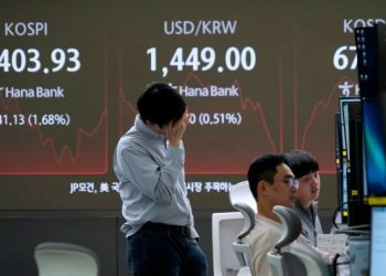 US dollar’s haven status under threat, fund managers warn