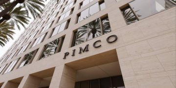 Pimco to launch private credit fund in Europe for retail investors