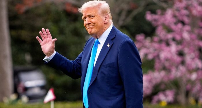 Donald Trump kicks off sale of $2.3bn Truth Social stake