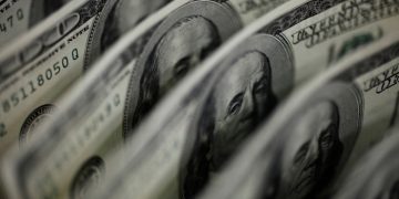 Dollar drops as Donald Trump’s tariffs stoke economic fears