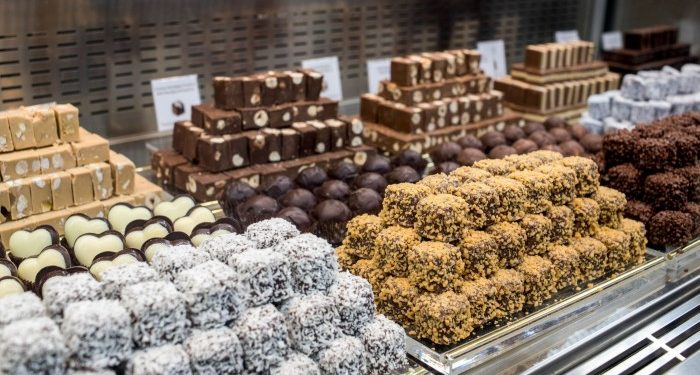Chocolate makers slash price hedges in bet that bull market is over