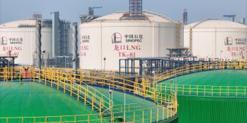 China stops buying liquefied gas from US
