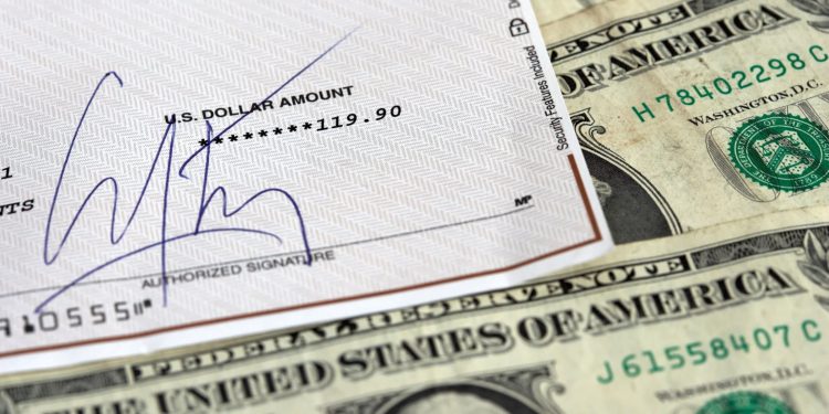 Is Trump’s drive to kill the paper cheque a ‘no brainer’?