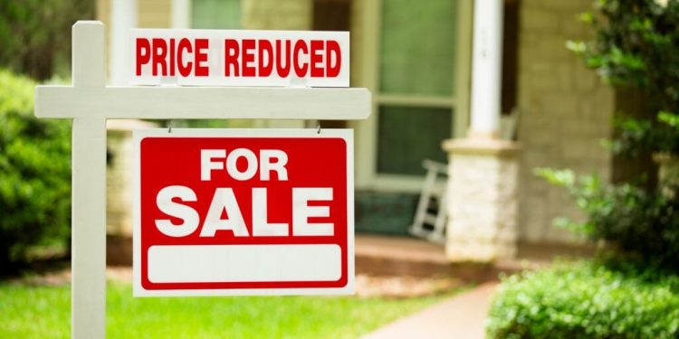 Why Aren’t We Seeing Mortgage Rate Relief Yet?