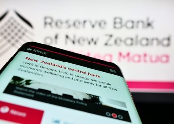 Reserve Bank of New Zealand Assistant Governor Simone Robbers resigns