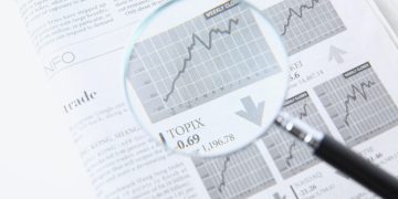 Even With the Latest Drama—History Says It Still Makes Sense to Hold Stocks