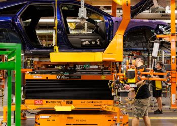 GM Cuts Profit Forecast by 20% and Says Auto Tariffs Will Cost It Billions