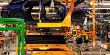 GM Cuts Profit Forecast by 20% and Says Auto Tariffs Will Cost It Billions