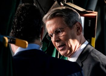 Scott Bessent Urges Investors to Bet on Trump’s Economic Plan