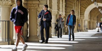 How students choose a college