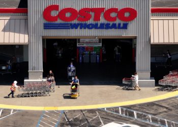 Stocks making the biggest moves midday: COST, PLTR, GAP, ULTA