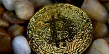 LMACD Indicator Reveals Where The Bitcoin Price Is After Rejection From $97,000