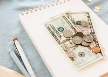 MakeMoneyOnline Review – Can You Really Earn Extra Money With This Site?