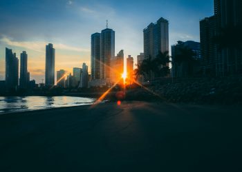 Is Panama City Next? Mayor Teases Bitcoin Reserves After Diplomatic Exchange