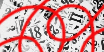 Google AI Overviews Says It’s Still 2024